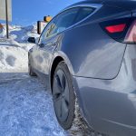 Tesla-Model-3-neige-ski-montagne-2020