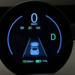 Mini écran rond support Tesla