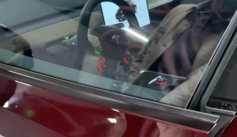 boutons-rotatifs-enhance-tesla
